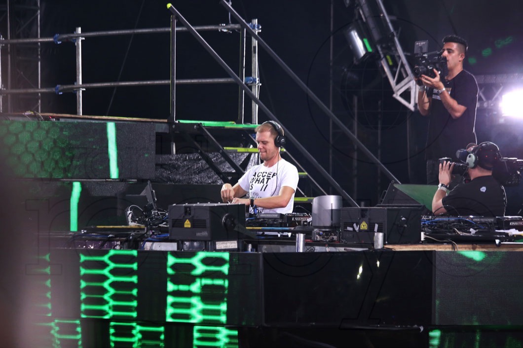 47-Armin Van Buuren17_new