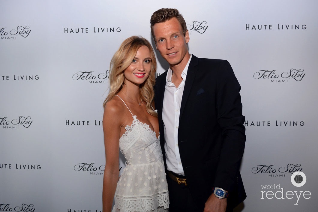 10-Ester Berdych & Tomas Berdych1_new