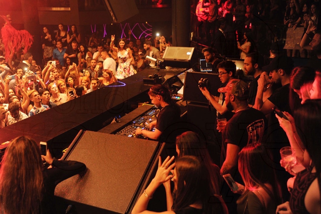 4-Skrillex djing0