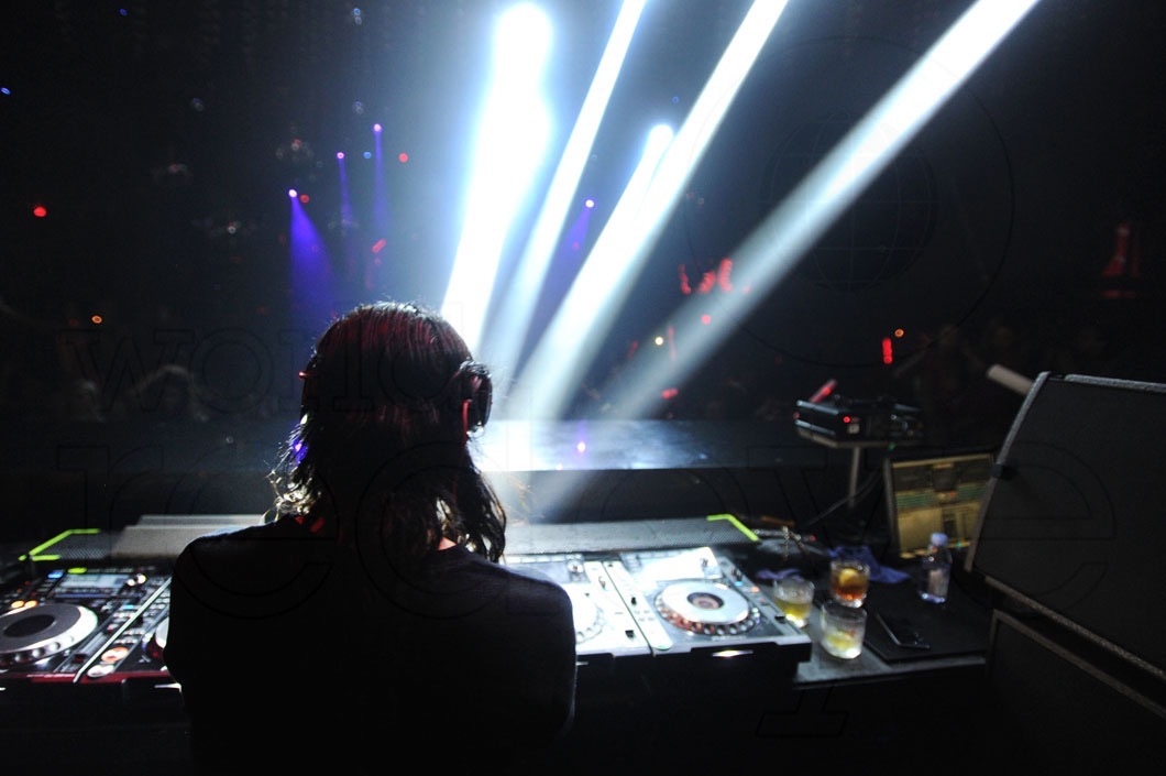 48-Skrillex djing87