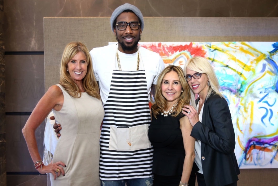 19.7-Fabiana Bosca, Amar'e Stoudemire, Hilda Morello, & Rosella Madera1