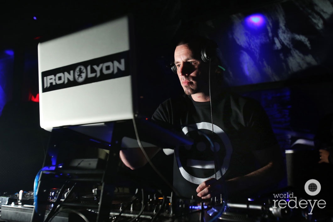 21-DJ Iron Lyon