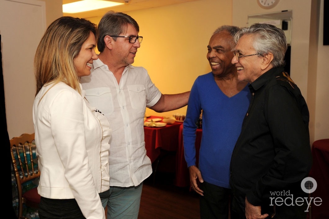 21-Conie Morato, Rui Carneiro, Gilberto Gil, & Caetano Veloso1