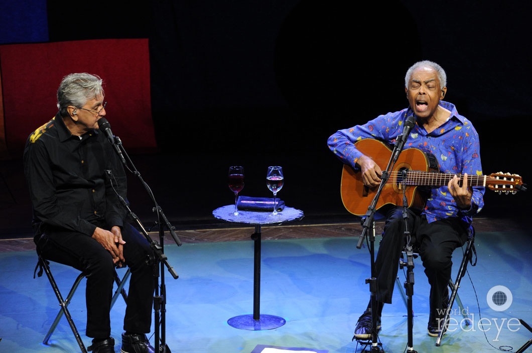 33-Caetano Veloso & Gilberto Gil performing7