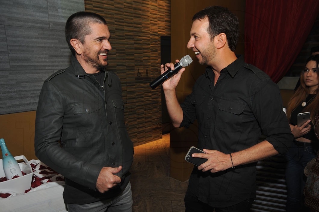 1.4-Juanes & Jared Shapiro12