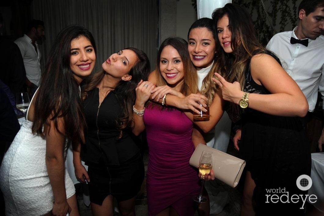 5-Claudia Cervantes, Adriana Olivia, Karla Jaimes, & Adriana Medrano1