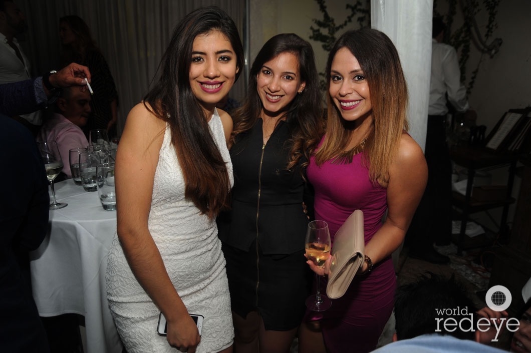 6-Claudia Cervantes, Adriana Olivia, & Karla Jaimes