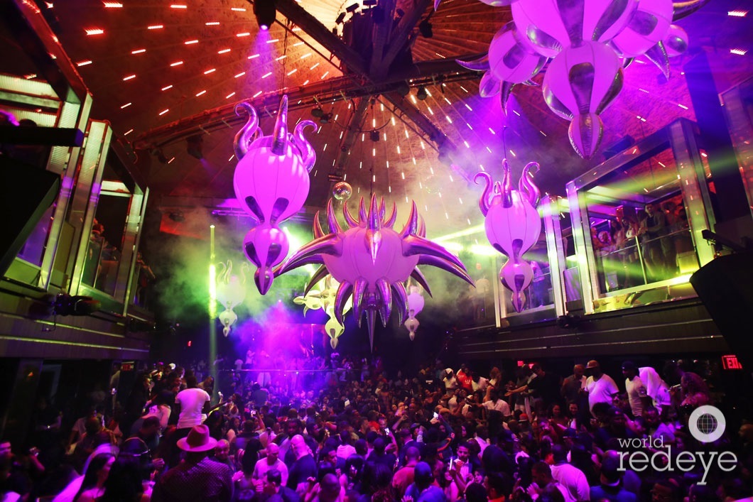 8-Atmosphere at LIV at Fontainebleau2_new