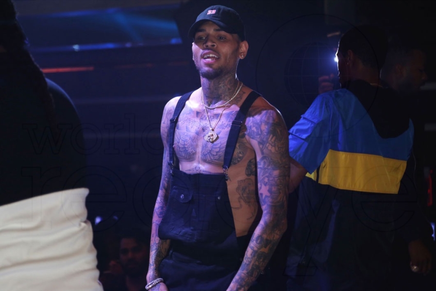 41.5-34-Chris Brown87