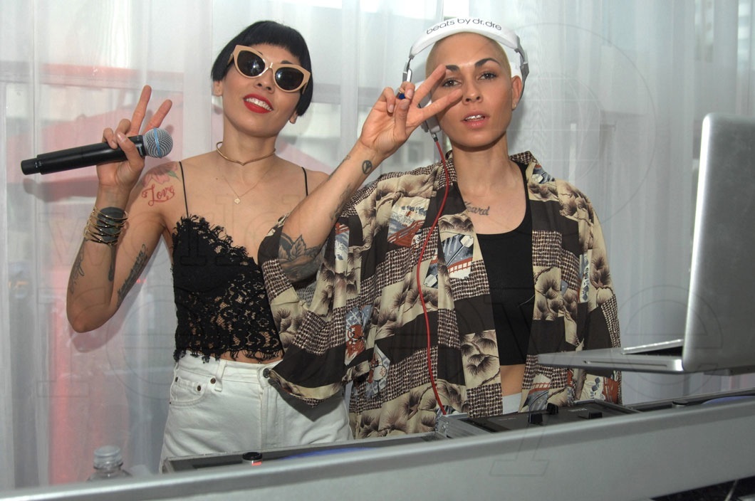 1-Nina Sky27_new