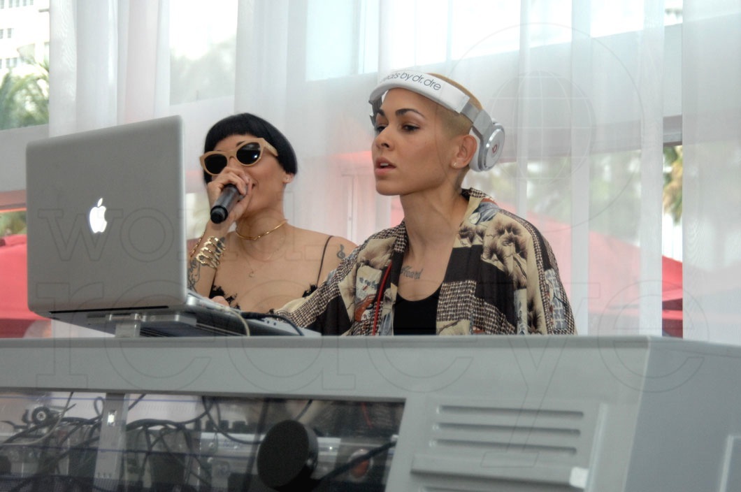 4-Nina Sky16_new