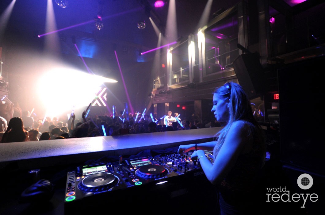 4-Nora En Pure djing22_new