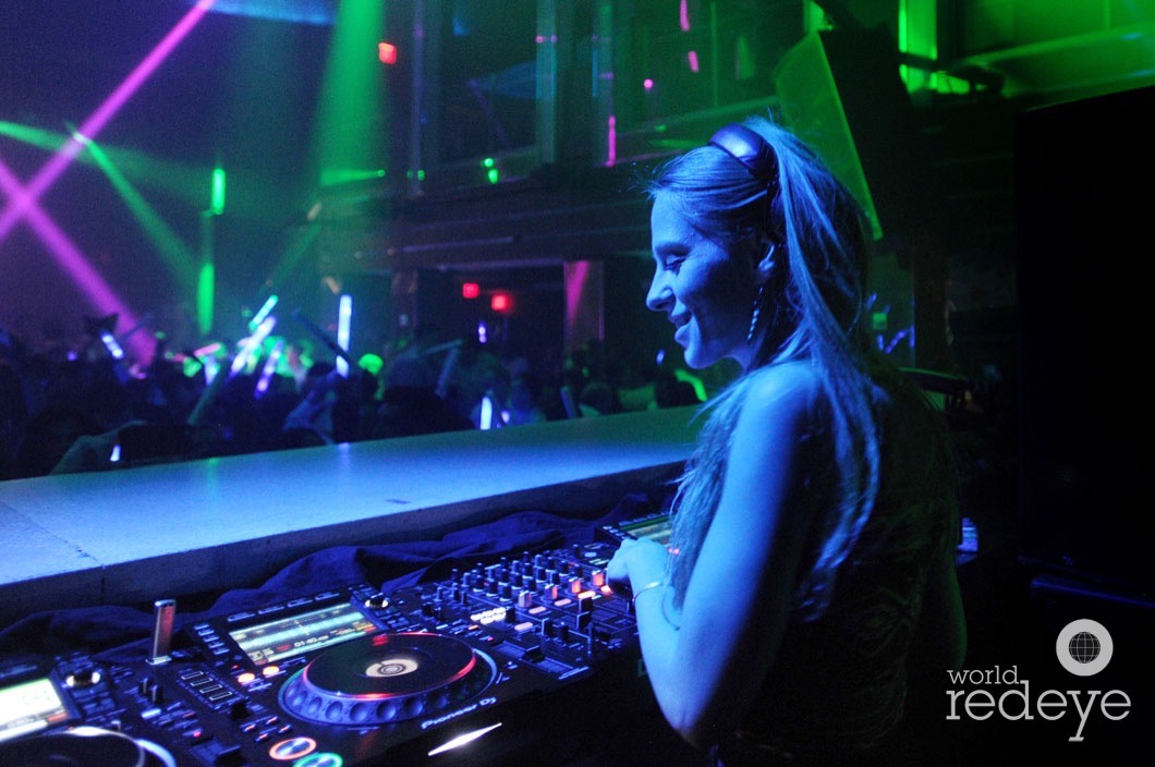 5.5-Nora En Pure djing24_new