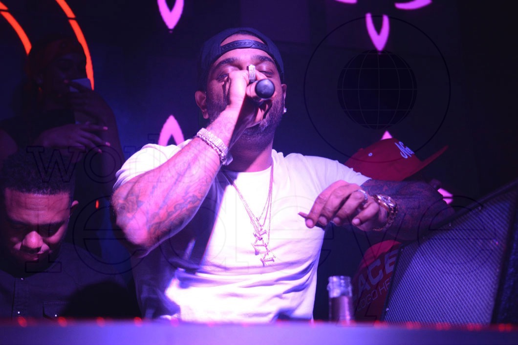 4-Jim Jones Performing2_new