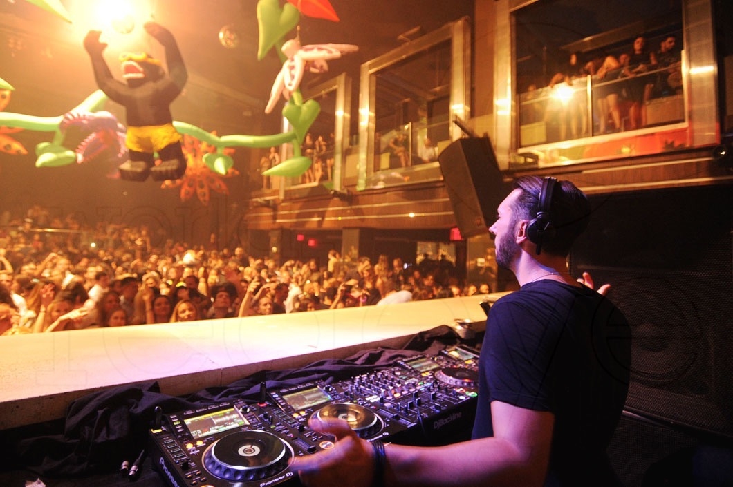 4-Cedric Gervais djing34