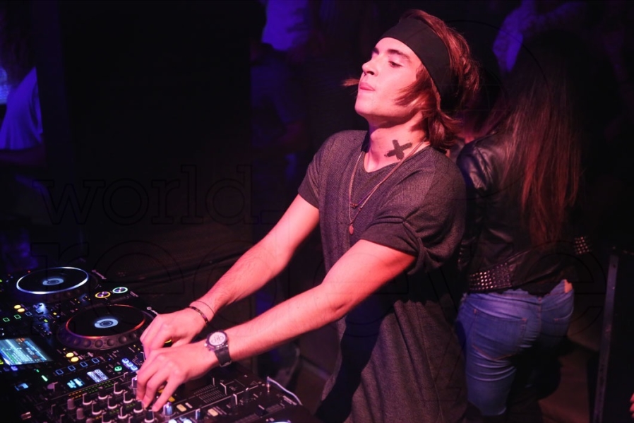 14-Danny Avila4