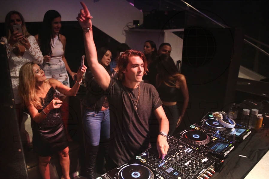 7.3-Danny Avila29