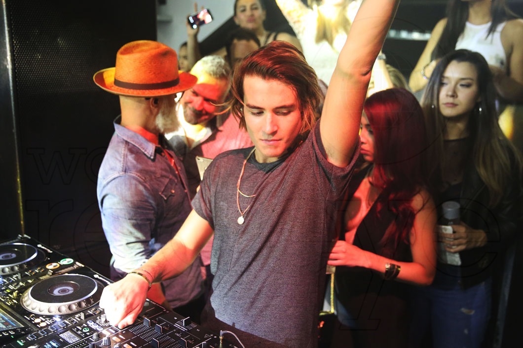 8-Danny Avila32