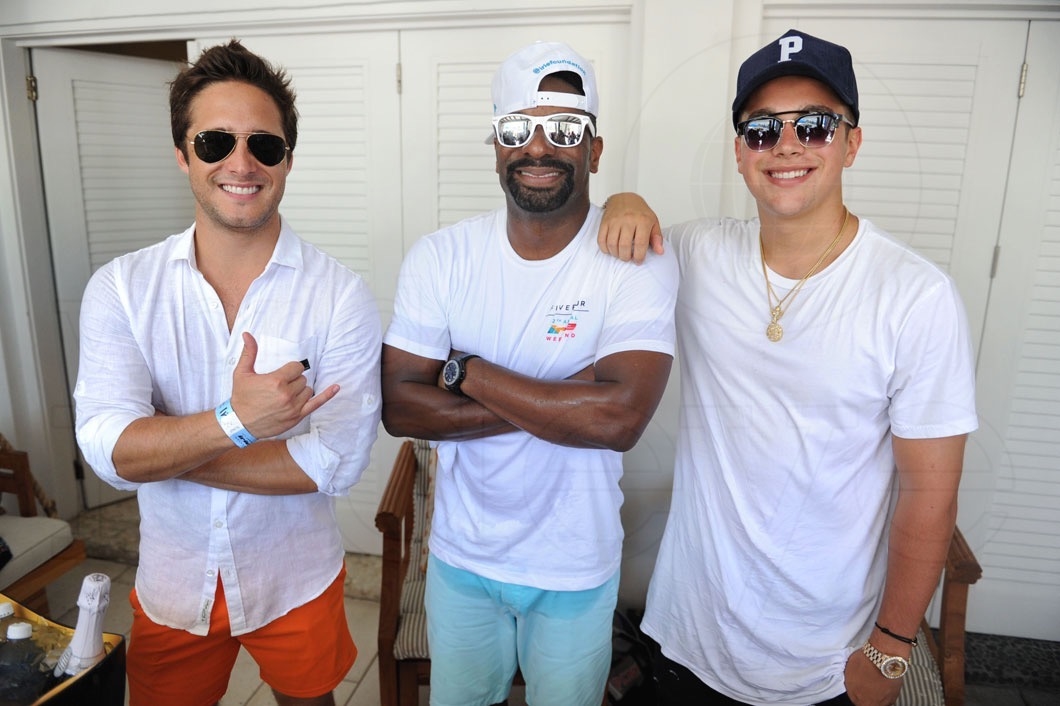 1.3-Diego Boneta, DJ Irie, & Austin Mahone2