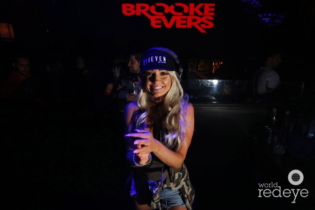 18-Brooke Evers30