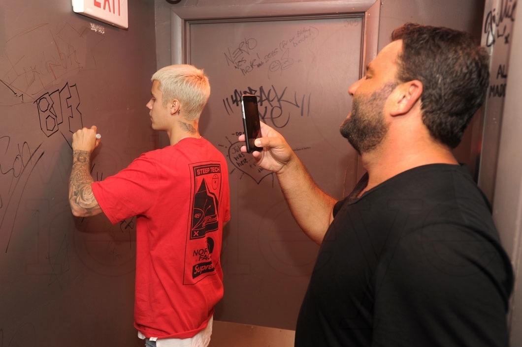 1-Justin Bieber & Dave Grutman2