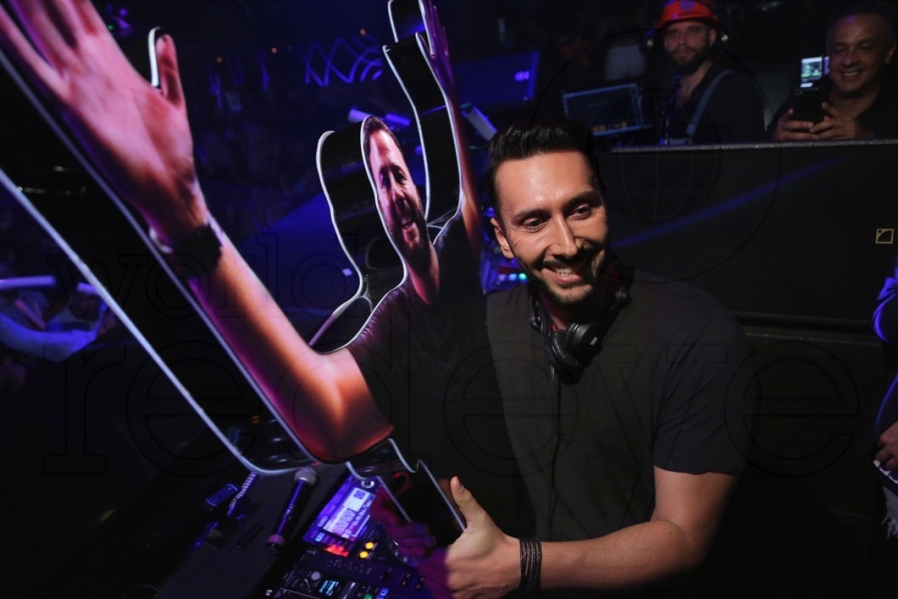 16-Cedric Gervais43