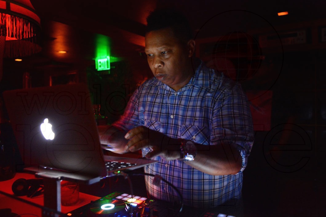 12-Mannie Fresh Spinning2_new