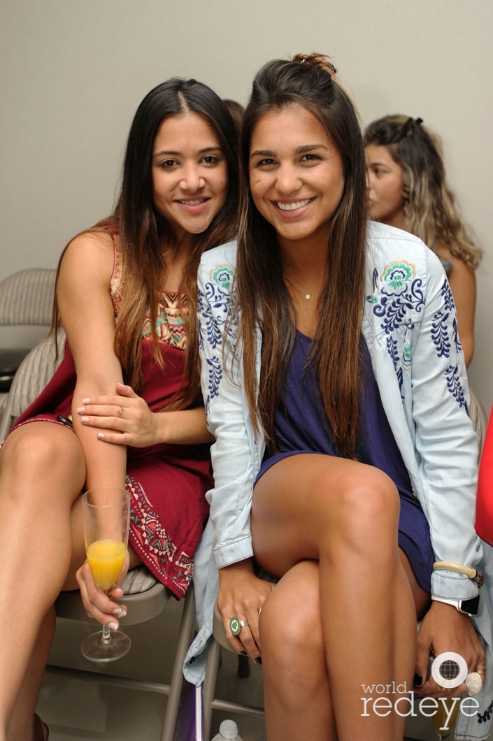 25-Valentina Mercado & Vanessa Velez_new