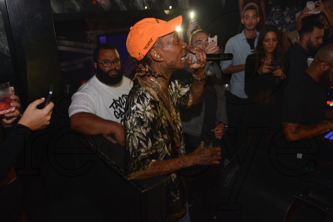 10-Wiz Khalifa Performing8_new