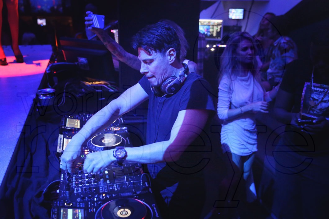 44-Thomas Gold Djing12_new