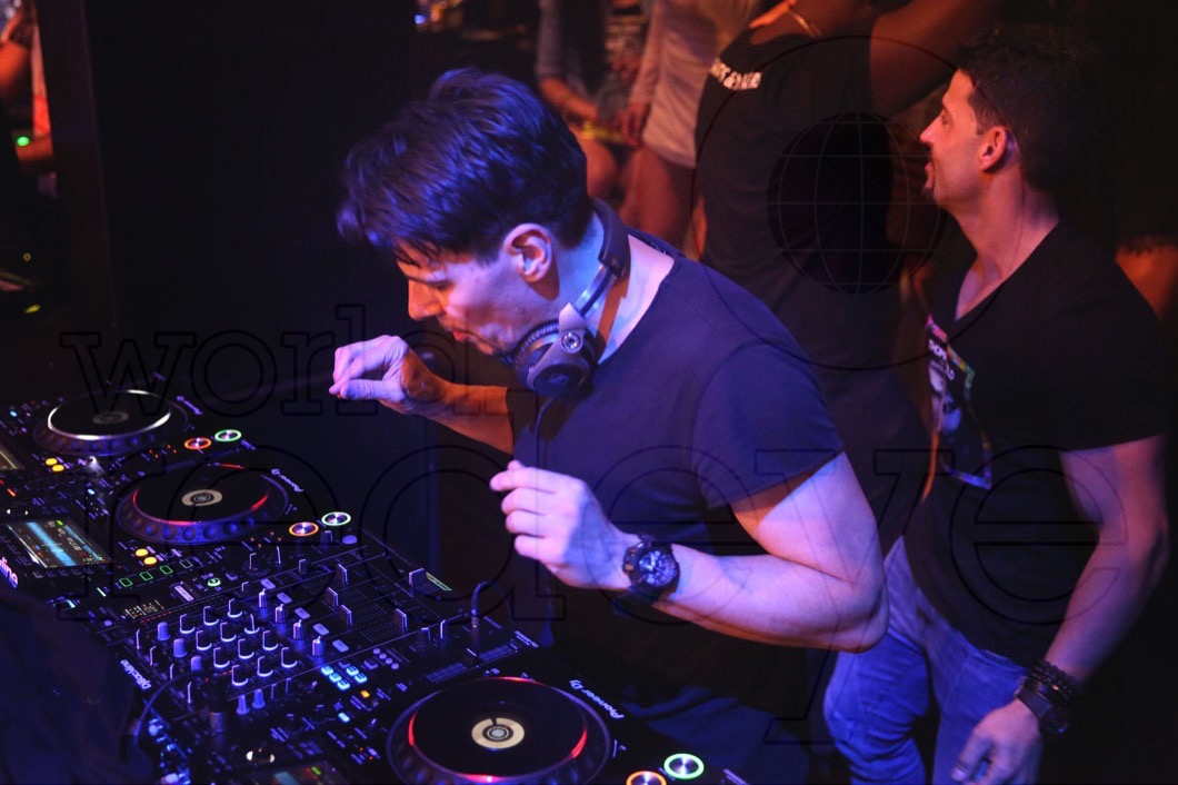 47-Thomas Gold Djing14_new