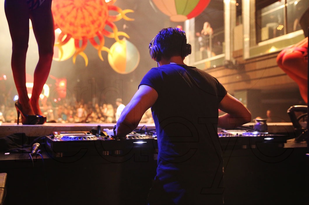 49-Thomas Gold Djing_new