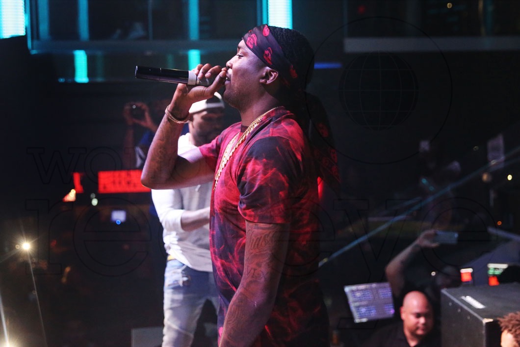 29-Meek Mill - LIVE1