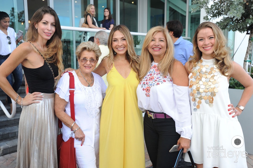 Vanessa Seijas, Ernestina Garcia, Tatiana Chaparro, Anabel Niles, & Vanessa Perez