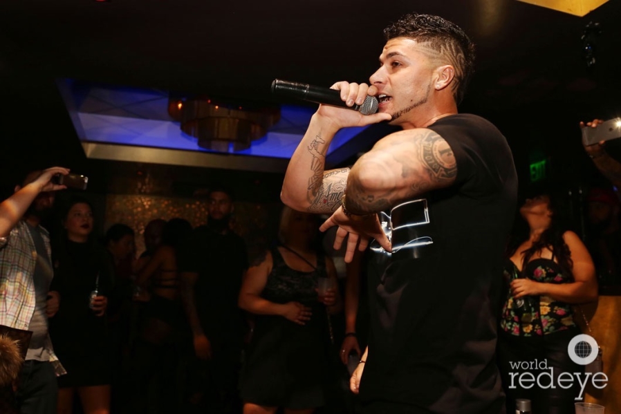 10.1-Lombardo performing12