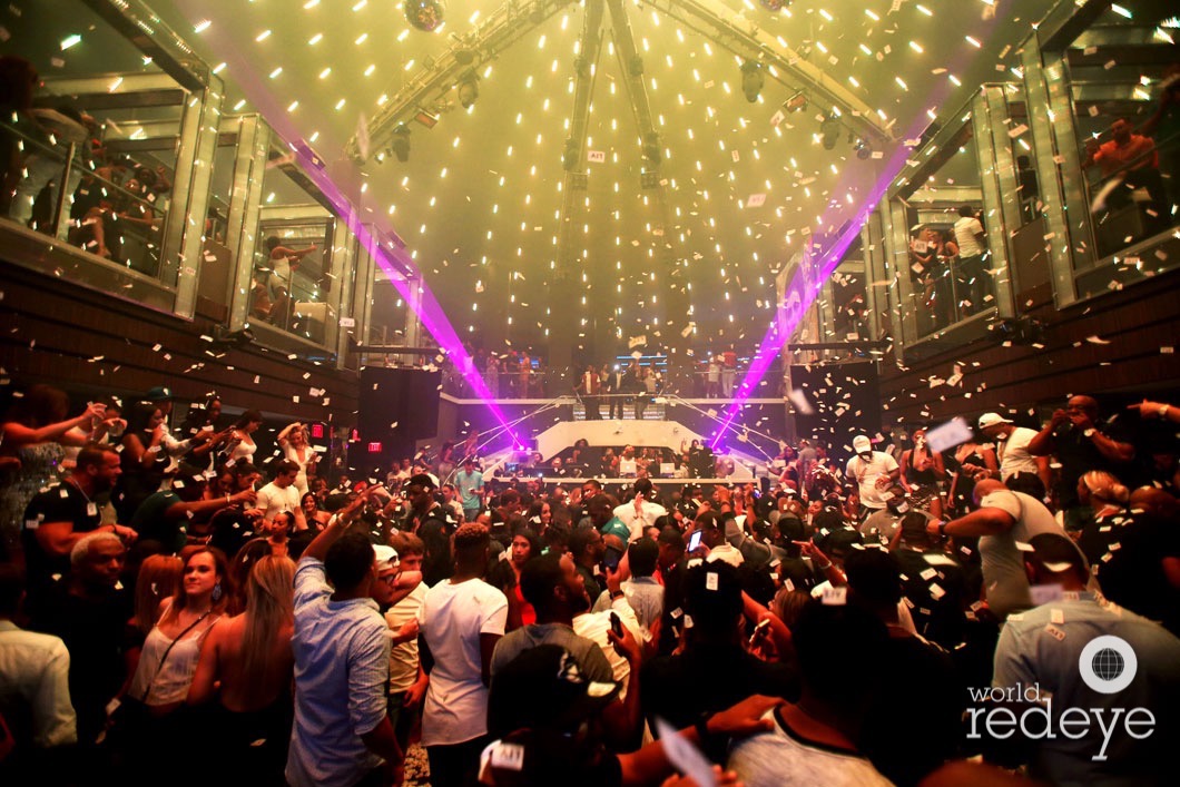 1-Atmosphere at LIV at Fontainebleau28_new