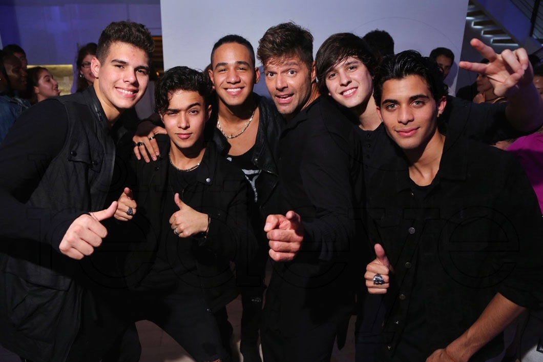 1-CNCO & Ricky Martin1