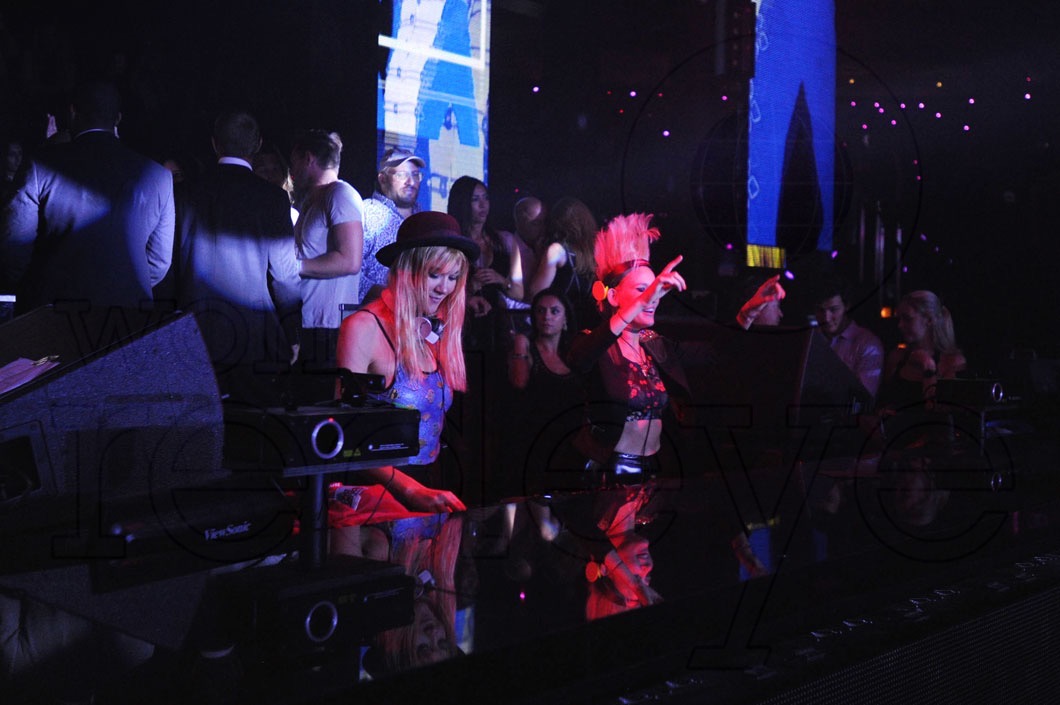 11.1-Nervo djing30_new