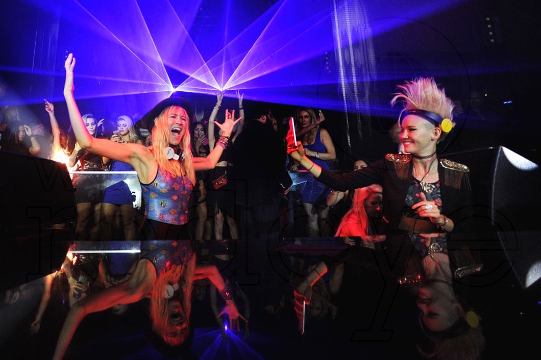 16-Nervo djing54_new