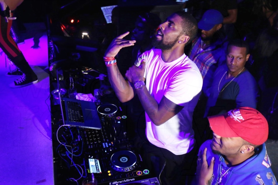 8--DJ Stevie J & Kyrie Irving8