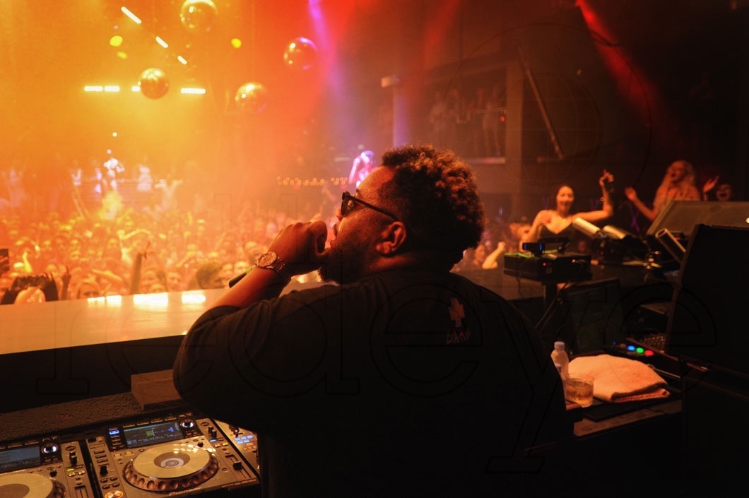 4-Carnage djing