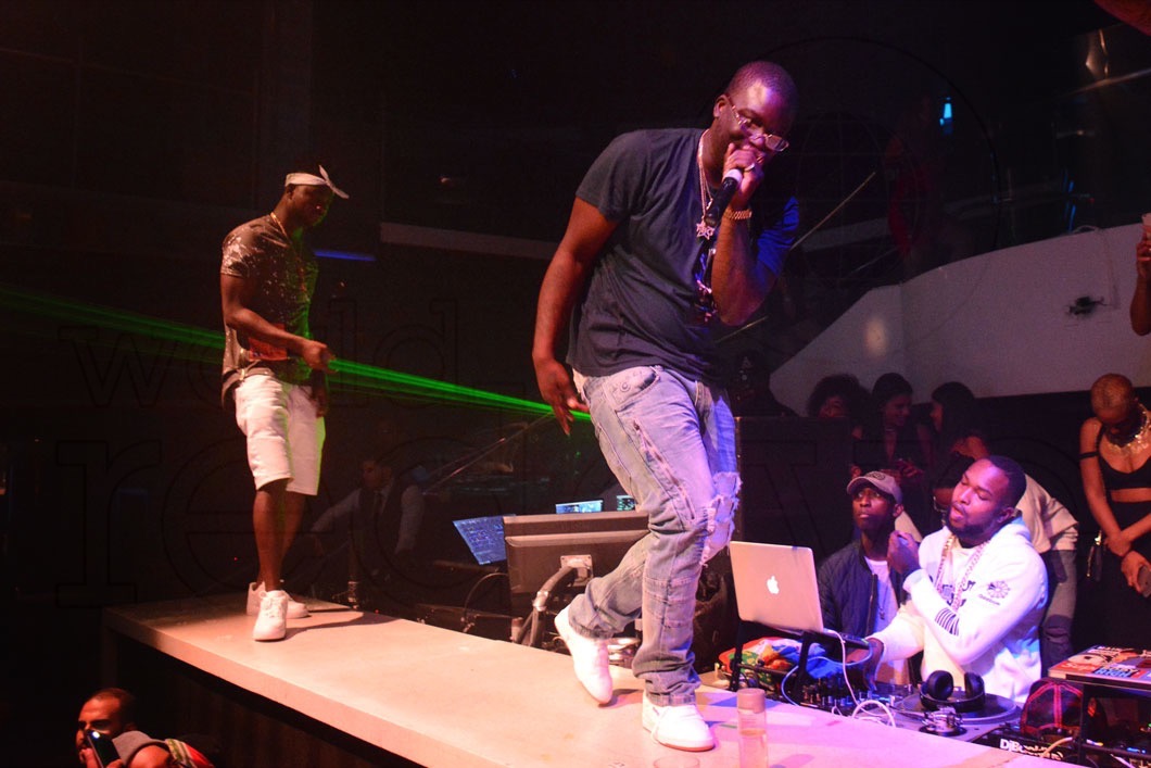 8-Zoey Dollaz Performing64