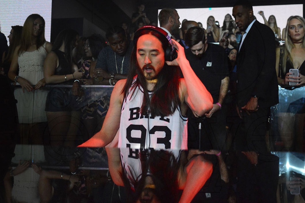 75-4-steve-aoki-spinning33