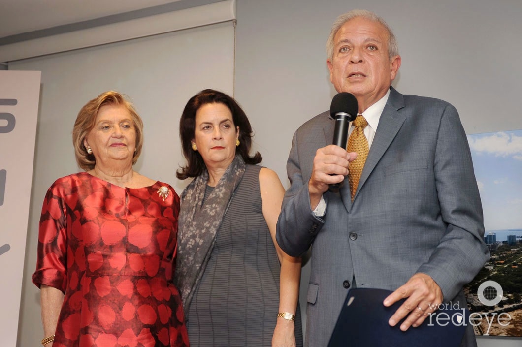 3-alcia-cervera-veronica-cervera-goeseke-tomas-pedro-regalado-speaking_new