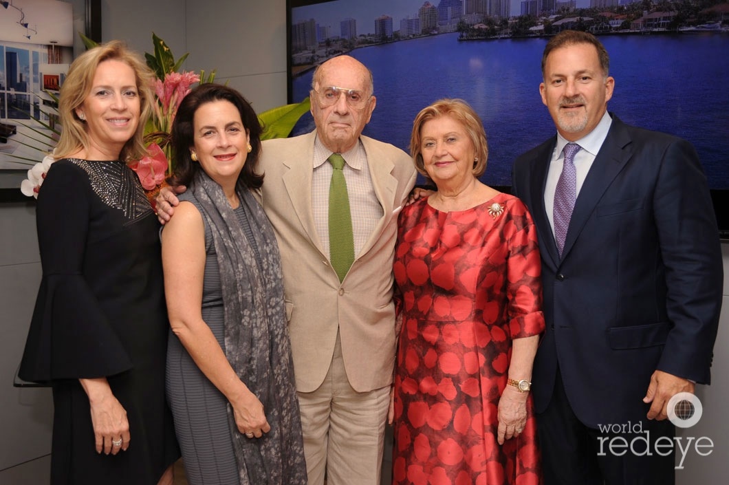 Alicia Cervera Lamadrid, Veronica Cervera Goeseke, Javier Cervera, Alicia Cervera, & Javier Cervera