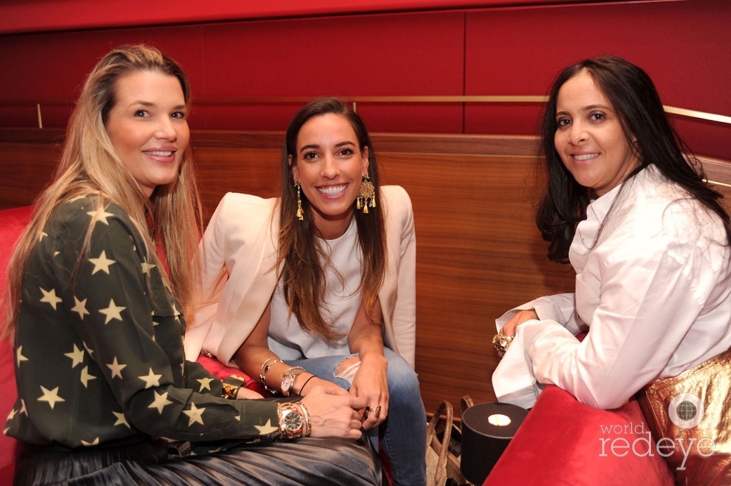 Andrea Noboa, Lauren Gnazzo, & Fernanda Domit