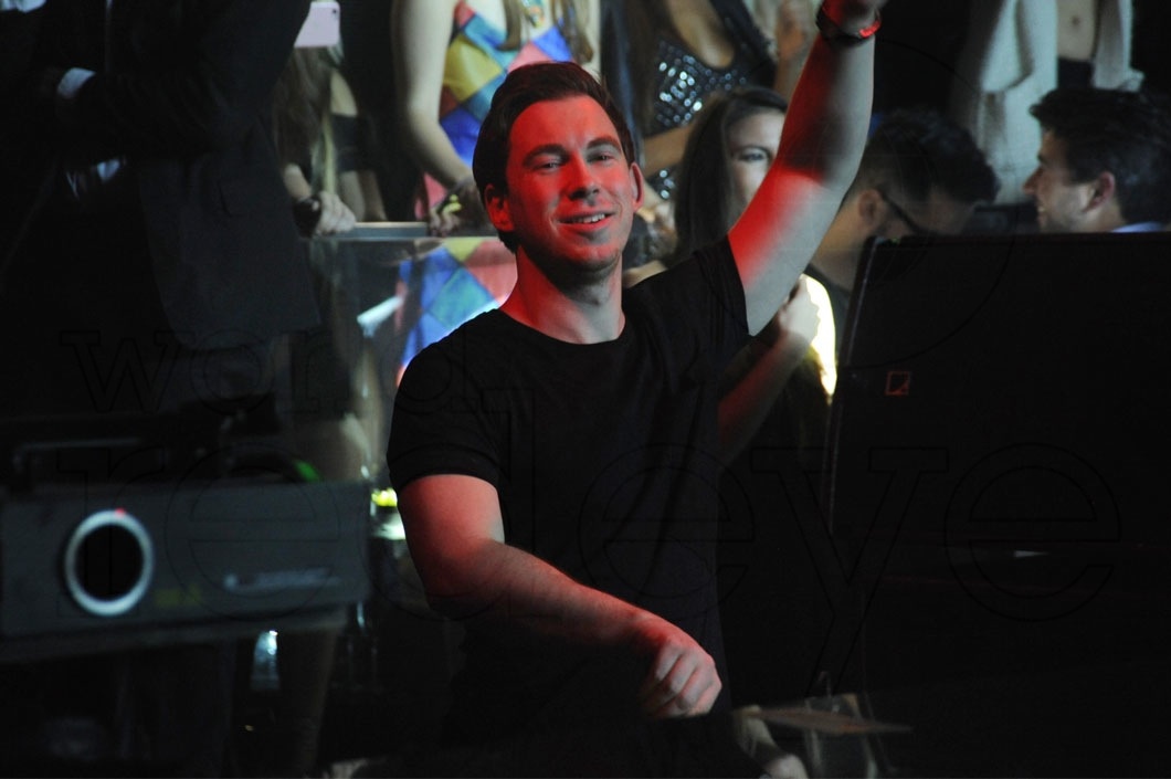 14-hardwell-djing101_new