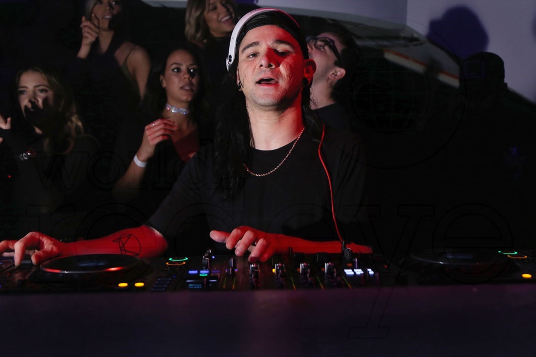 1-6-skrillex71