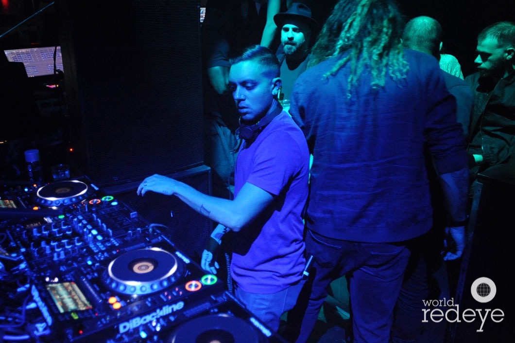 27-dj-brenmar-spinning_new