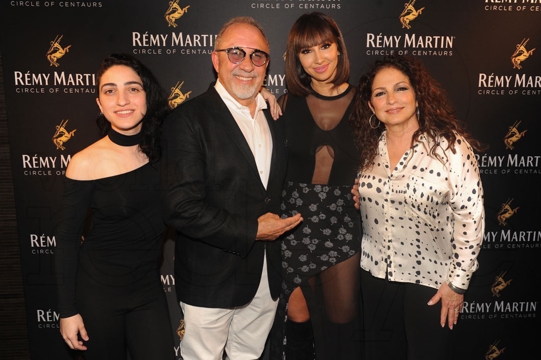 emily-estefan-emilio-estefan-jackie-cruz-gloria-estefan2-1-1060x706